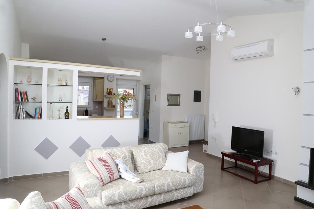 Konstantinos Luxury Apartment Keramotí Exterior foto
